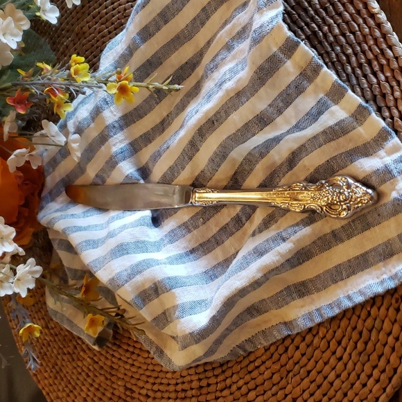 ONEIDA Cherbourg 9" Dinner Knife Stainless Steel Community Hollow - EVC - Picture 1 of 5